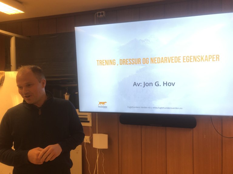 Jon Georg Hov var engasjerende og en svært dyktig foredragsholder.
