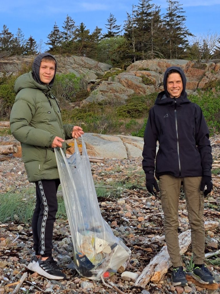 Søppelplukking på Malmøya
