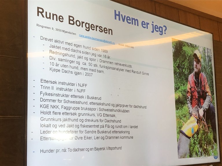 Rune Borgersen startet med å presentere seg selv.