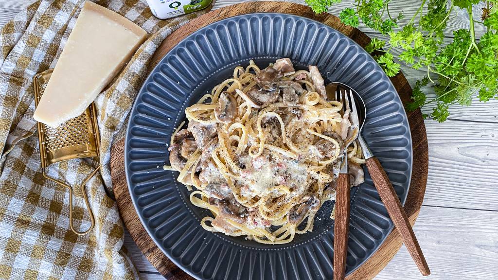 Kremet pasta med steinsopp