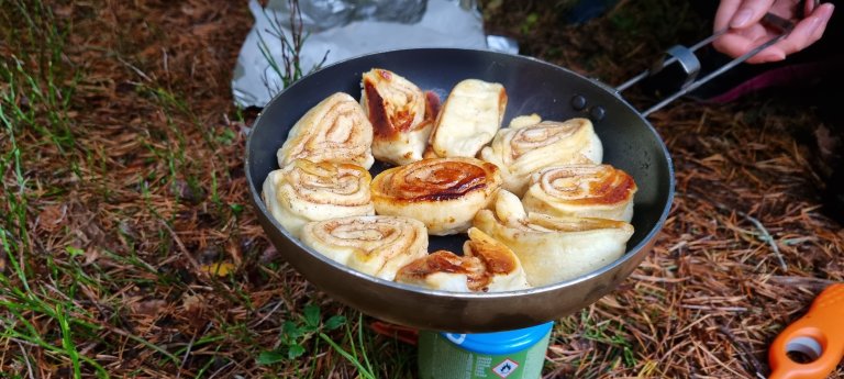 Snart ferdige kanelsnurrer.jpg