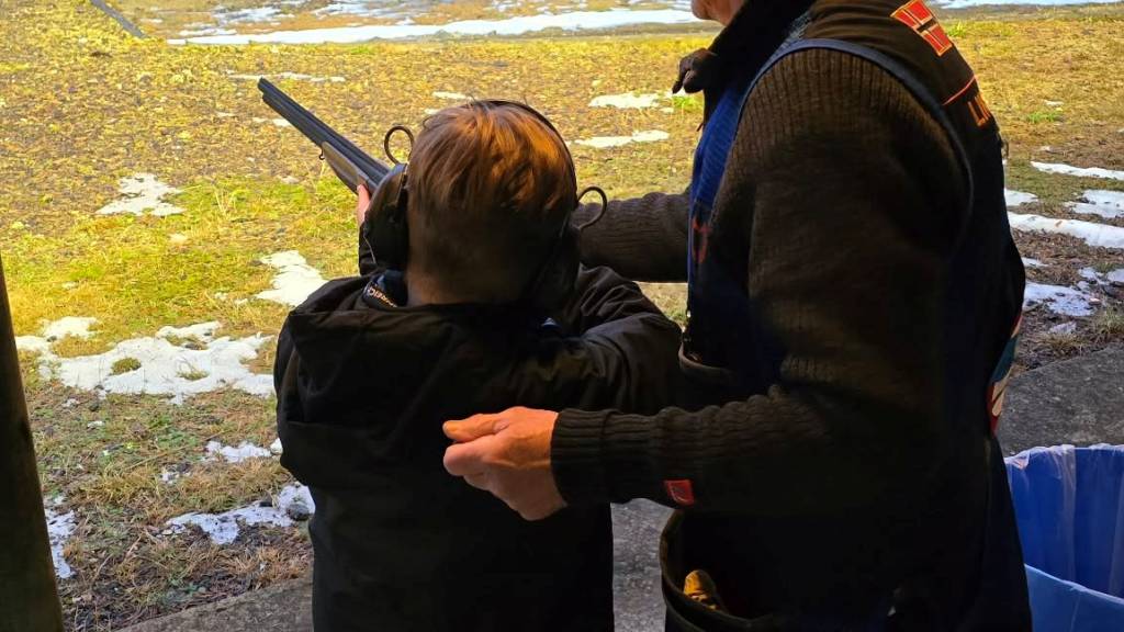 Hagle- og rifleskyting for Jakt- og Fiskeskolen 24.09.26